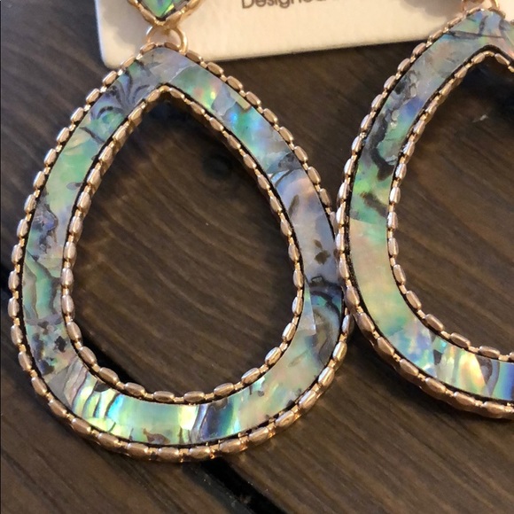 Abalone Gold Tear Drop Stud Earrings - Picture 4 of 4